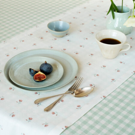 Aldesta Pearl Posy Bud Linen Blend Table Runner – Elegant & Durable Dining Decor